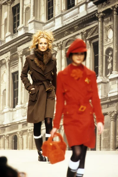 Look 23